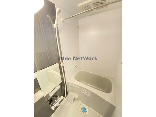 物件内観写真10　(同型反転　現況優先)