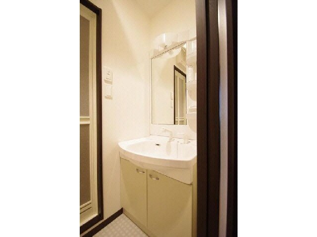 物件内観写真10　(同型モデル　現況優先)