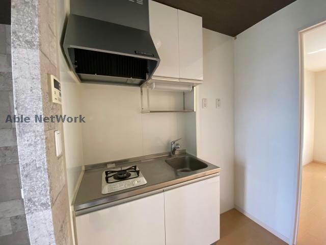 物件内観写真8　(同型別号室写真)