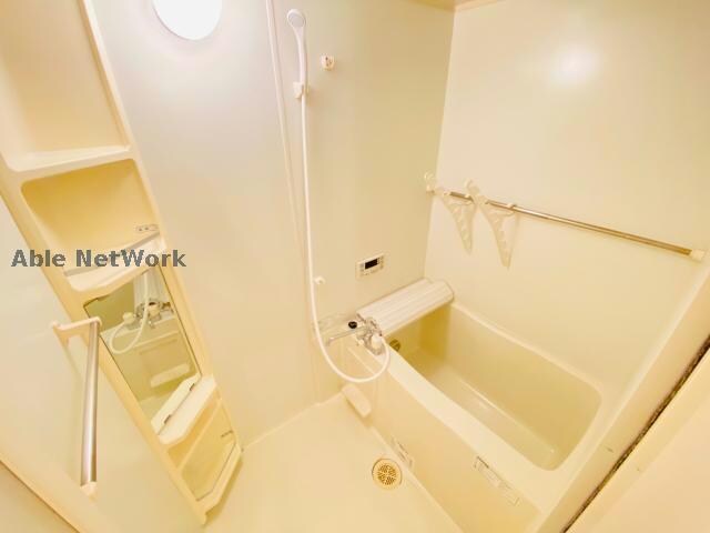 物件内観写真9　(同型別号室写真)