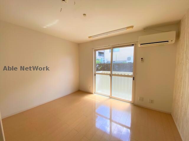 物件内観写真17　(同型別号室写真)