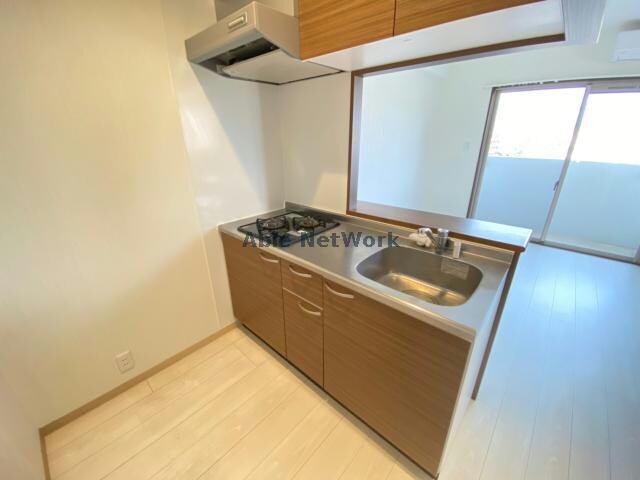 物件内観写真9　(同型。現況優先。)