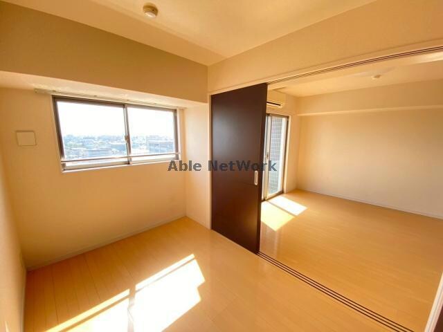 物件内観写真7　(同型　現況優先)