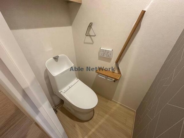 トイレ(同型タイプ　現況優先)