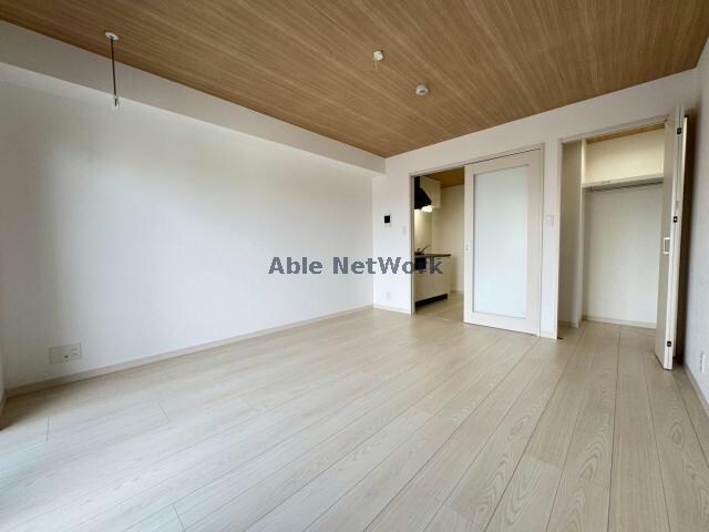 物件内観写真5　(同型　現況優先)