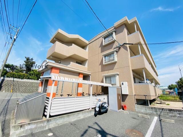 物件外観写真2　(A棟)