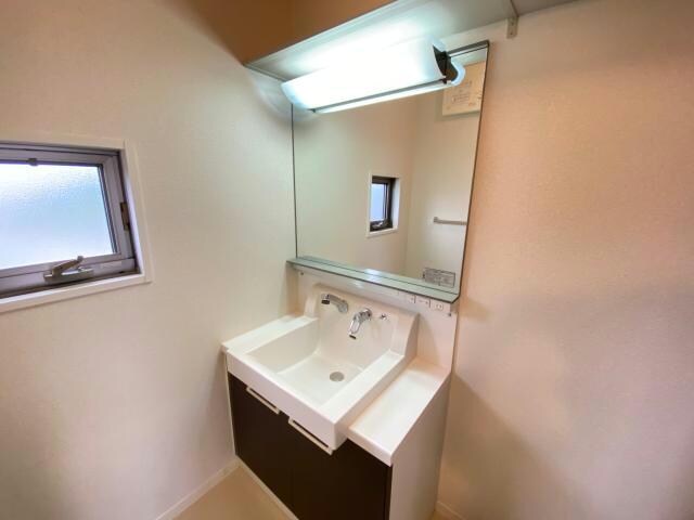 物件内観写真10　(※同型、現況優先)