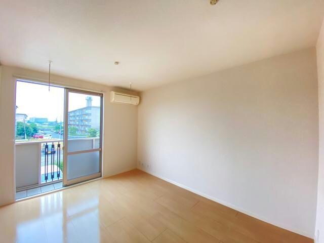 物件内観写真15　(※同型、現況優先)