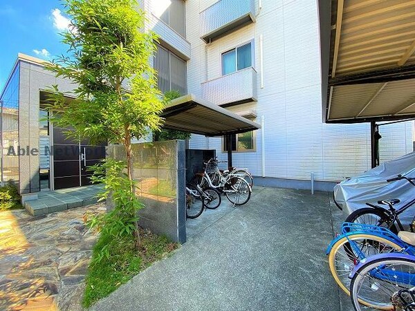 駐輪場