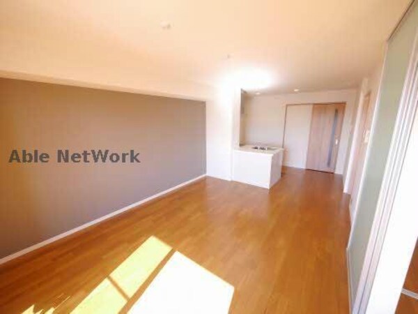 リビングダイニング