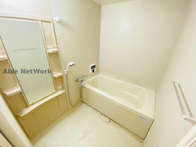 物件内観写真14　(同物件別号室の写真)