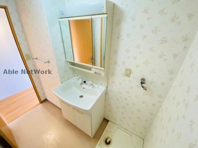 物件内観写真15　(同物件別号室の写真)