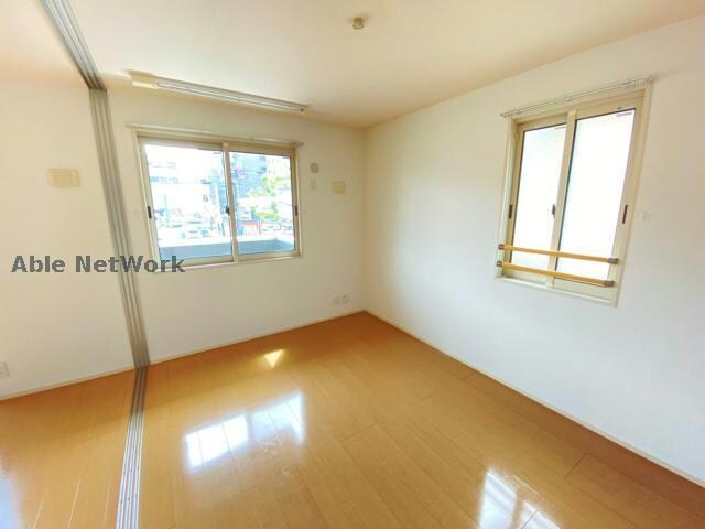 物件内観写真12　(同型反転)