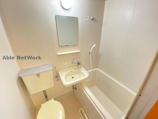 バス／シャワールーム等