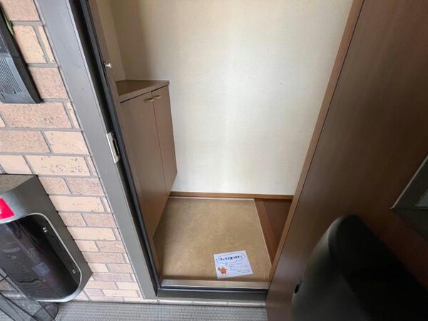 玄関回り