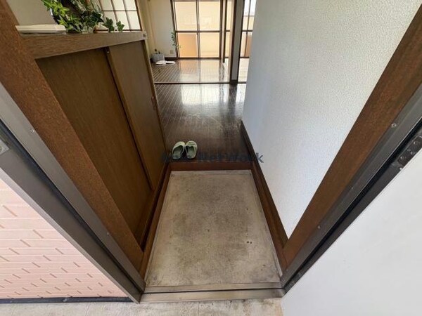 玄関回り