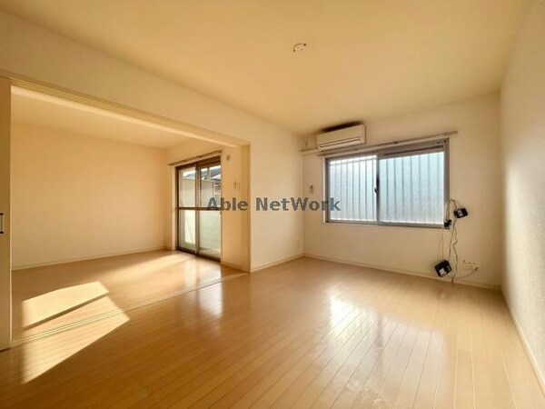 リビングダイニング