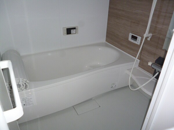 バス／シャワールーム等(浴室)