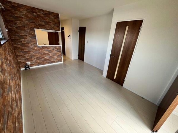 リビングダイニング