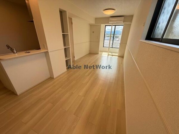 リビングダイニング