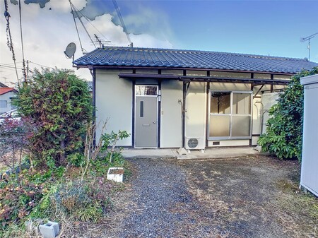 大内貸家（屋敷中2）外観写真