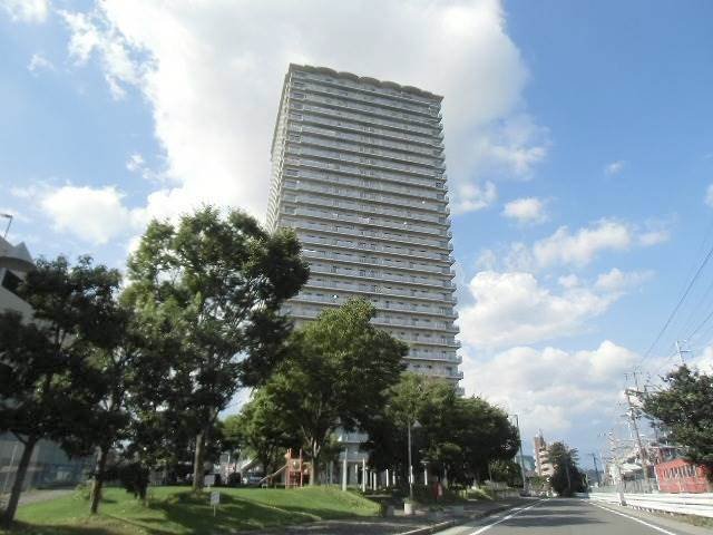 ファミールタワープラザ岡山