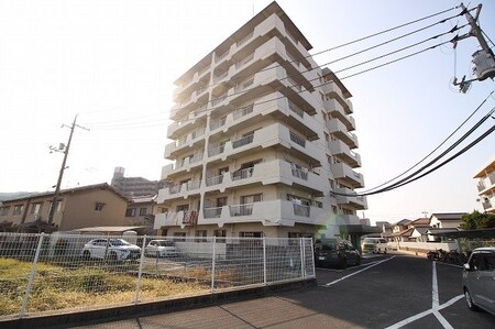 原尾島ガーデンマンション外観写真