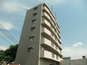 アリベ国富外観写真