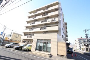 グランデュール東古松外観写真