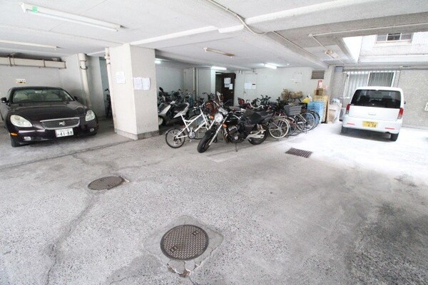 駐車場(駐輪場)