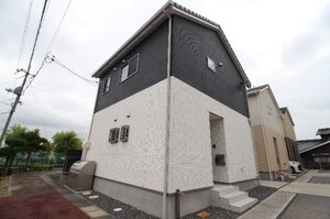 西市貸家外観写真