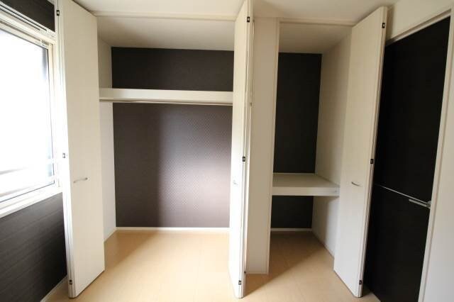 物件内観写真12　(収納)