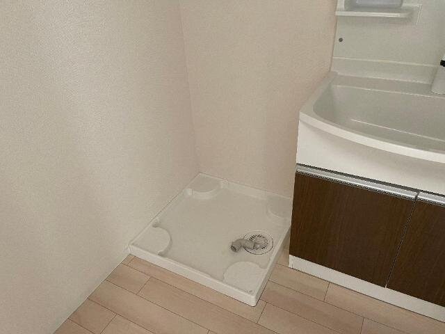 物件内観写真21　(洗濯機置場)