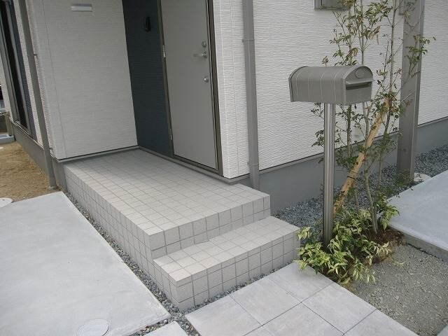 物件内観写真19　(玄関)