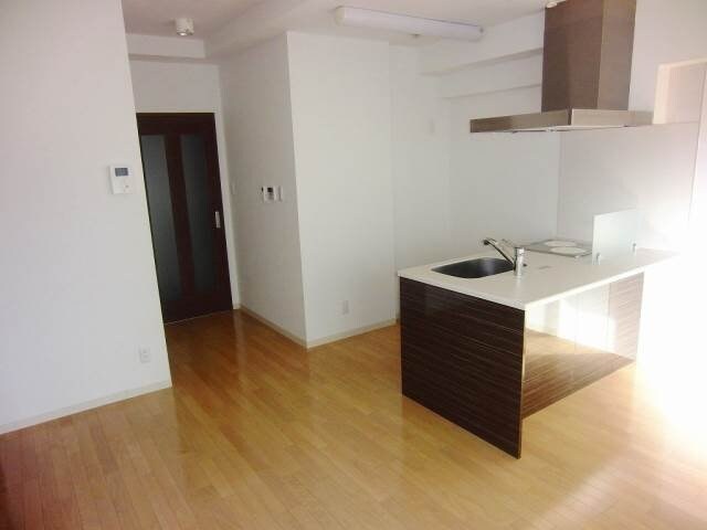 物件内観写真7　(リビング)