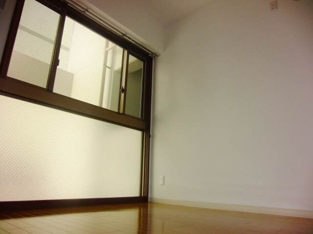 物件内観写真15　(洋室)