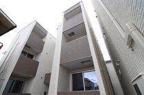 REGALEST　三波の外観写真