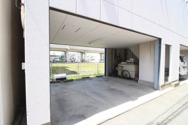 駐車場(駐車場)