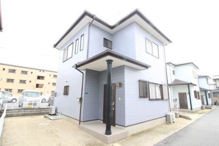学南町(寺見)戸建貸家外観写真