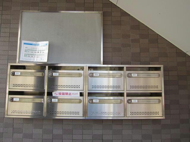 物件外観写真4　(メールボックス)