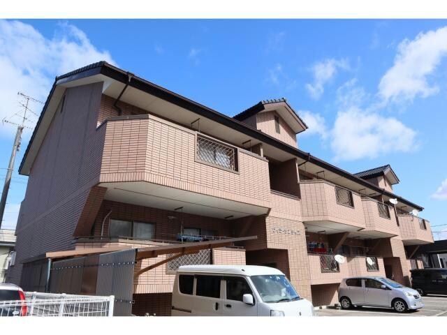 物件外観写真1　(南側)