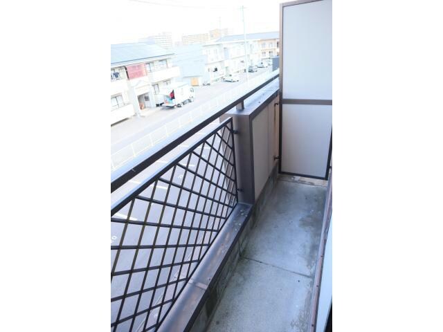 物件内観写真27　(北側ベランダ)