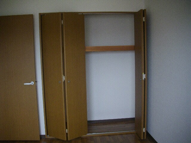 物件内観写真14　(収納)