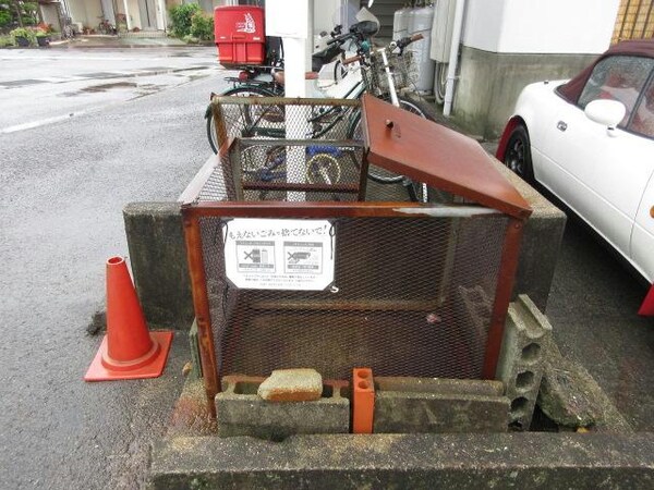 建物設備(ゴミステーション)