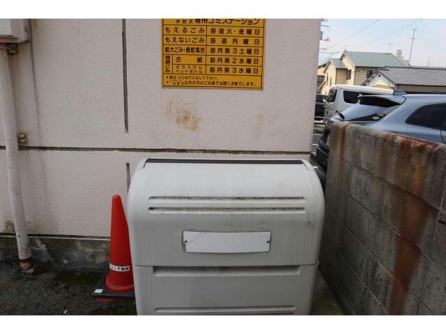 物件外観写真5　(ゴミステーション)
