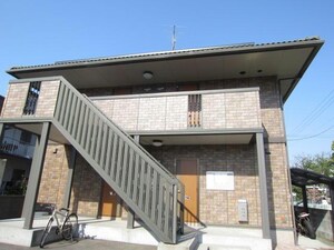 モナリエ西条外観写真