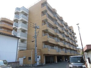 松本マンションＢ棟外観写真