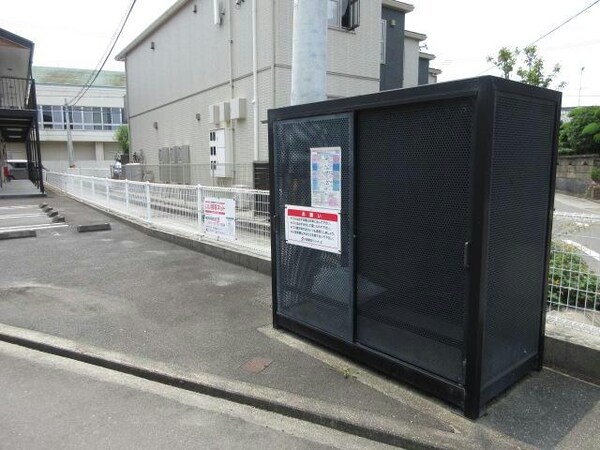 建物設備(ゴミステーション)