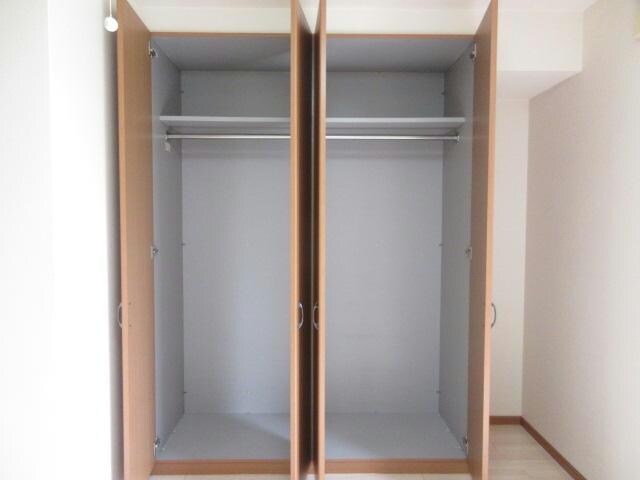 物件内観写真10　(クローゼット)