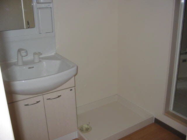 物件内観写真9　(206号　洗面)